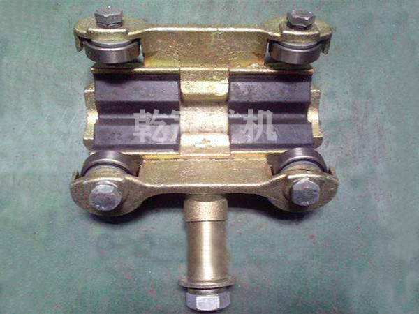 活動抱索器 活動抱索器